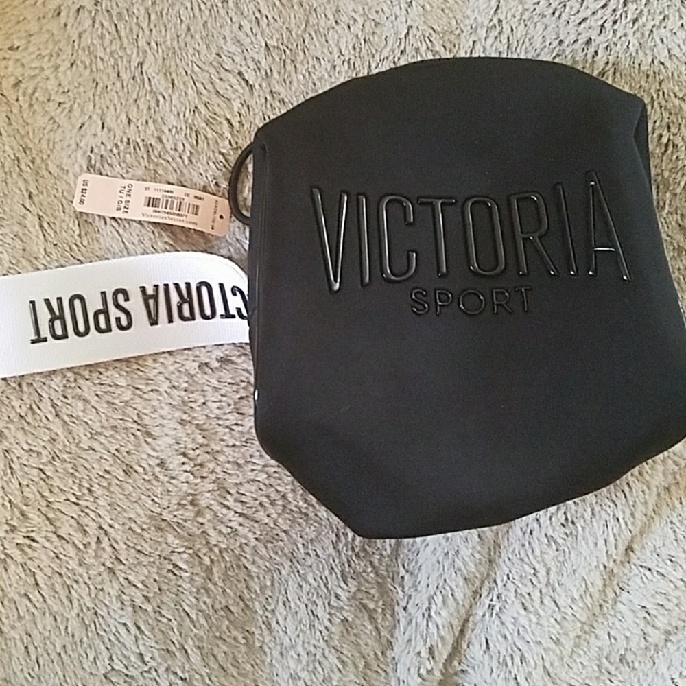 Victoria secret makeup bag / sport style